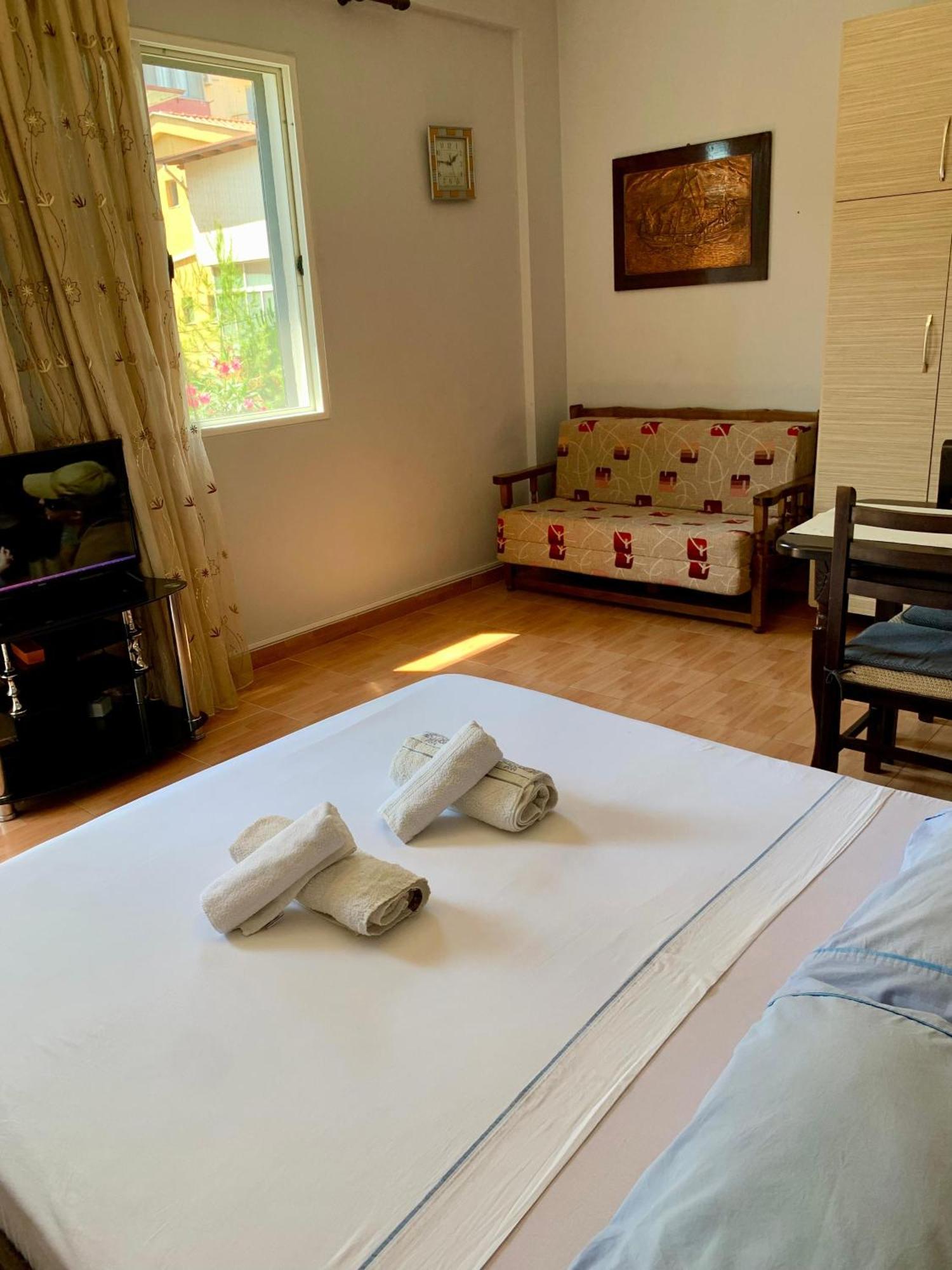 Gazi's For Rent Apartament Golem (Tirana)